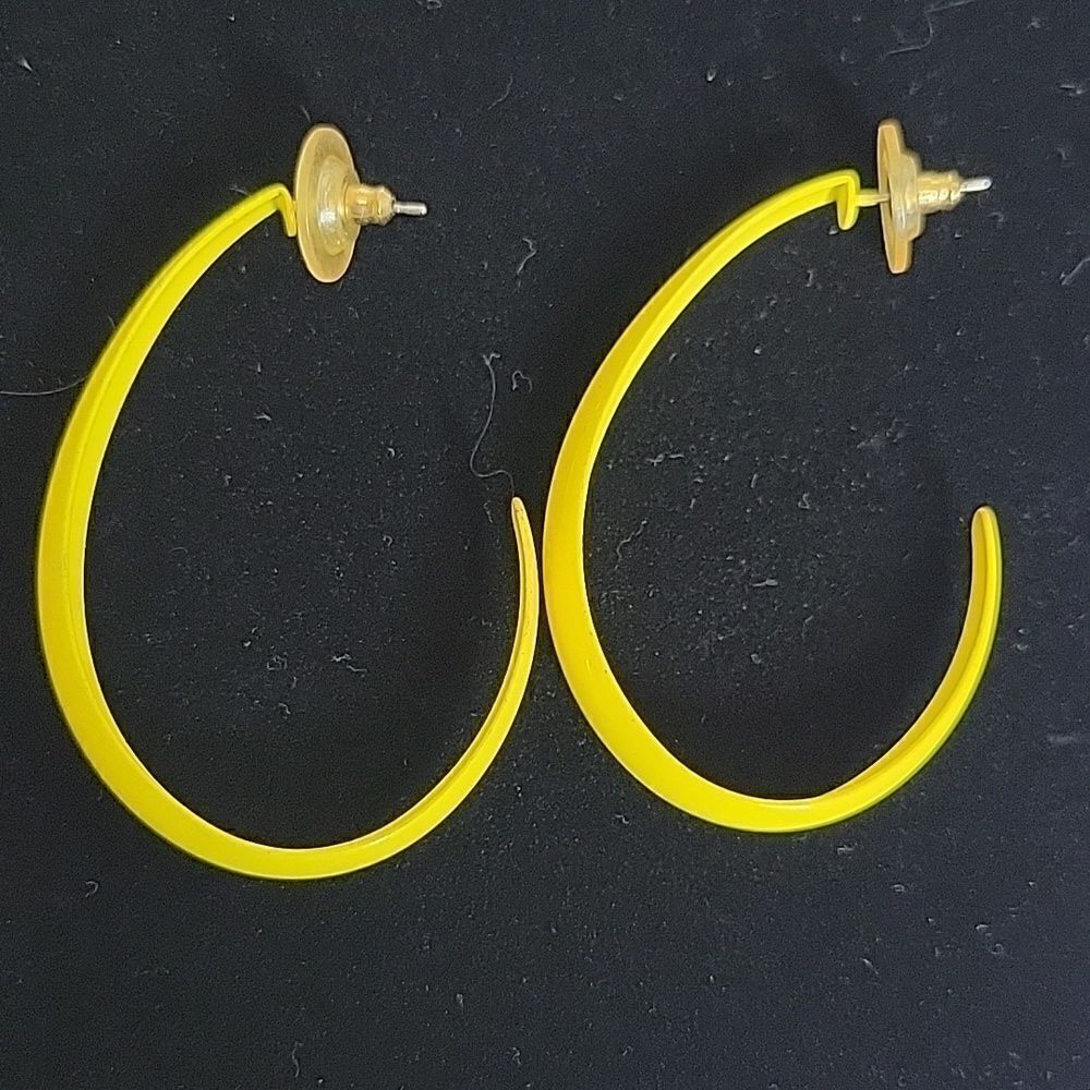 Earring Bundle Six Pairs - Picture 7 of 9